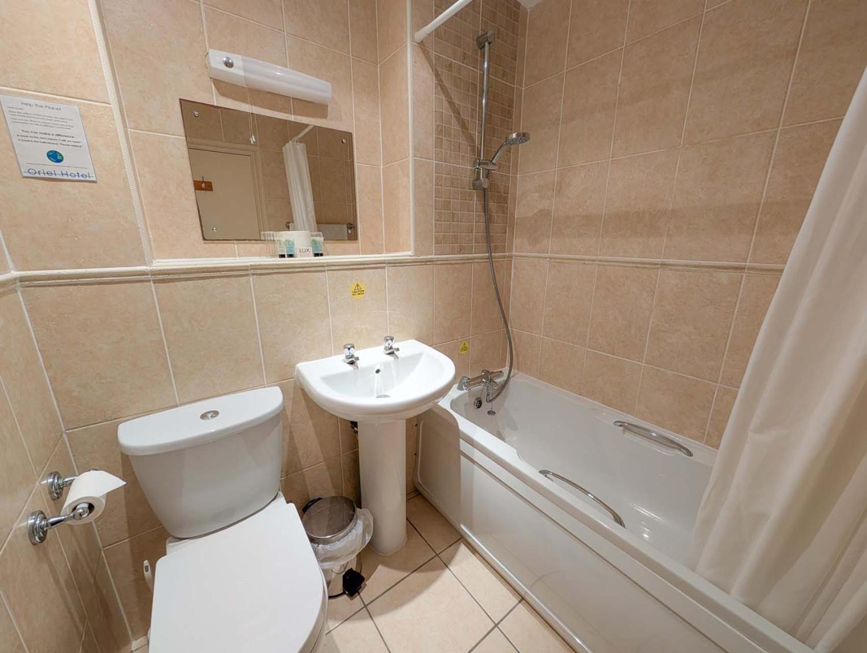 Oriel Hotel St Asaph Eksteriør bilde