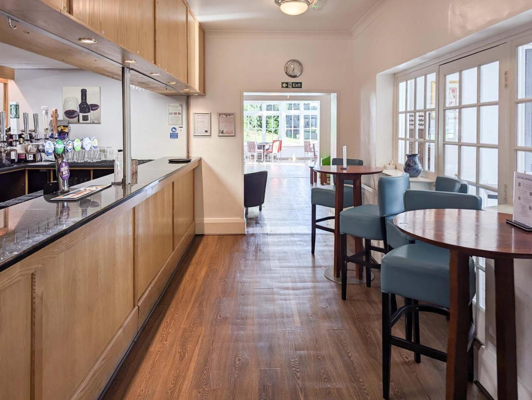 Oriel Hotel St Asaph Eksteriør bilde