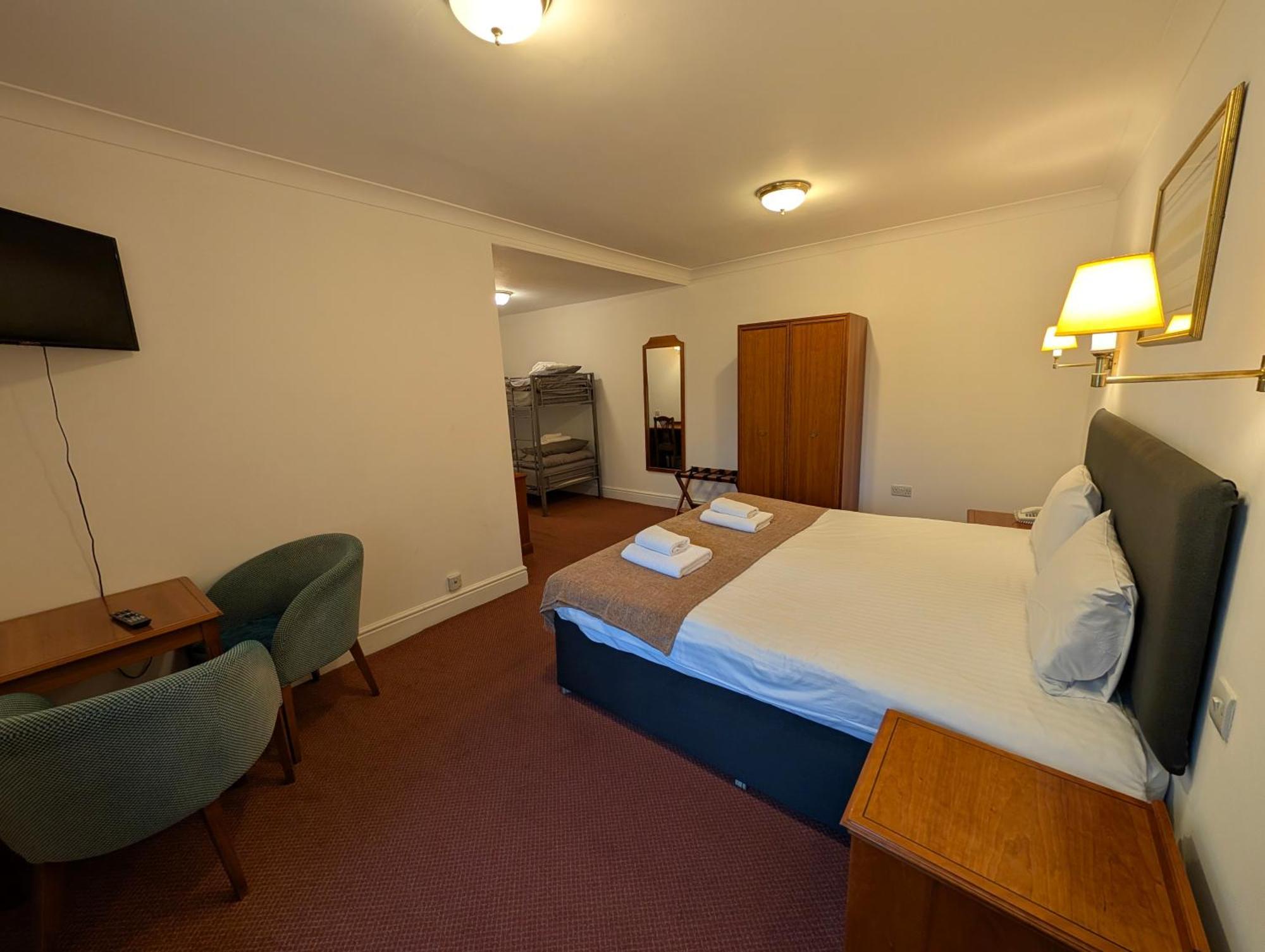 Oriel Hotel St Asaph Eksteriør bilde